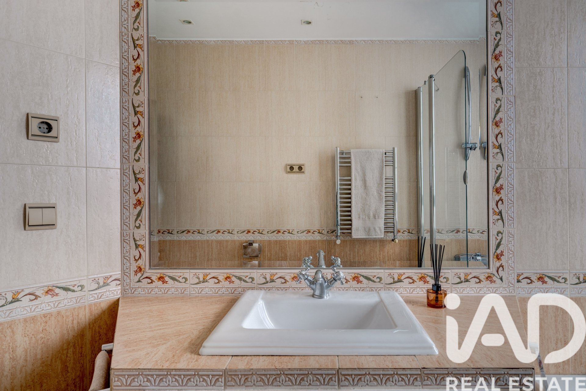Apartamento en Bilbao, Vizcaya, España 3 dormitorios, 99.92 m2 No. 188103