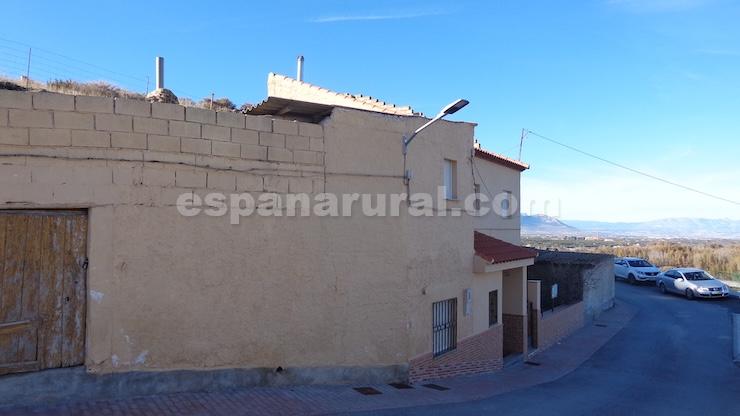 Dom w Caniles, Granada, Hiszpania 3 sypialnie, 200 mkw. nr 184019