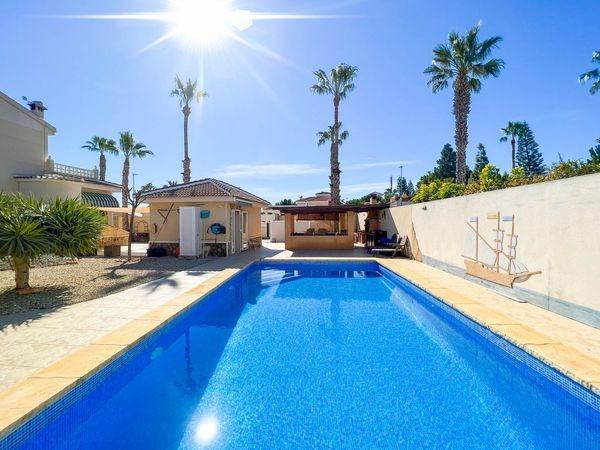 House in Ciudad Quesada, Alicante, Spain 5 bedrooms, 300 sq.m. No. 181275