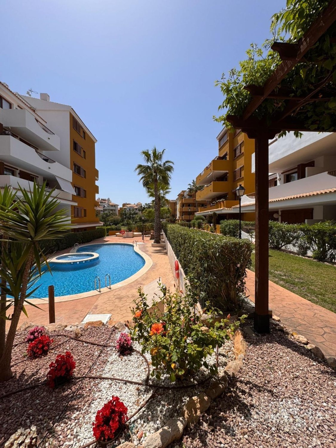 Apartment in Torrevieja, Alicante, Spain 80 sq.m. No. 181277