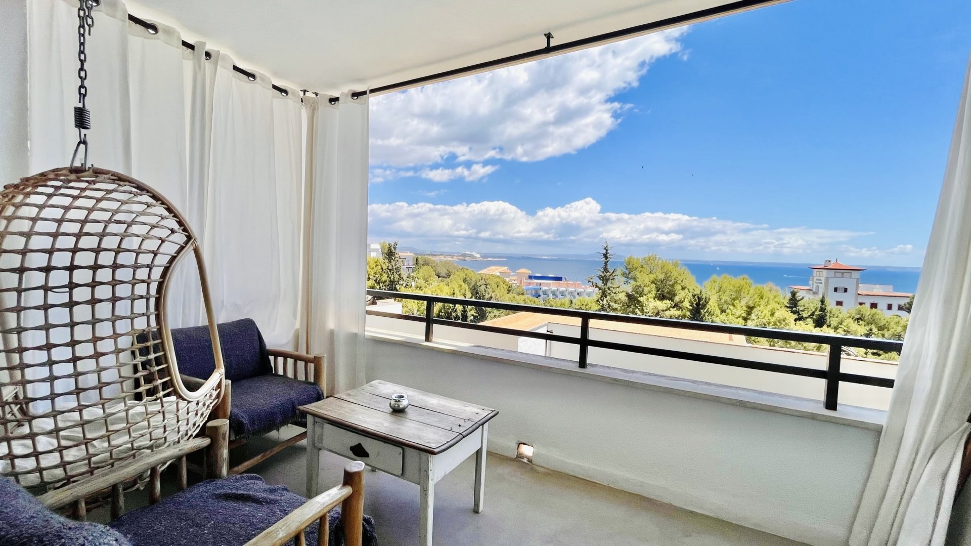 Apartment in Illetes (Ses), Mallorca, Spain 2 bedrooms, 93 sq.m. No. 69220