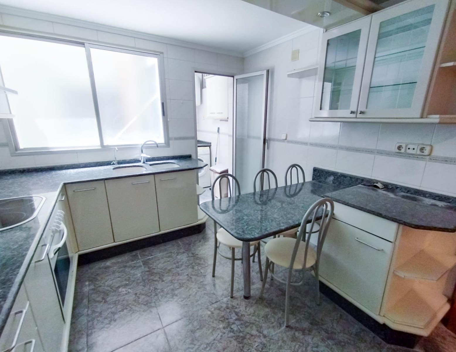 Dzīvoklis Valencia, Spānijā 4 istabas, 118 m2 Nr. 133428