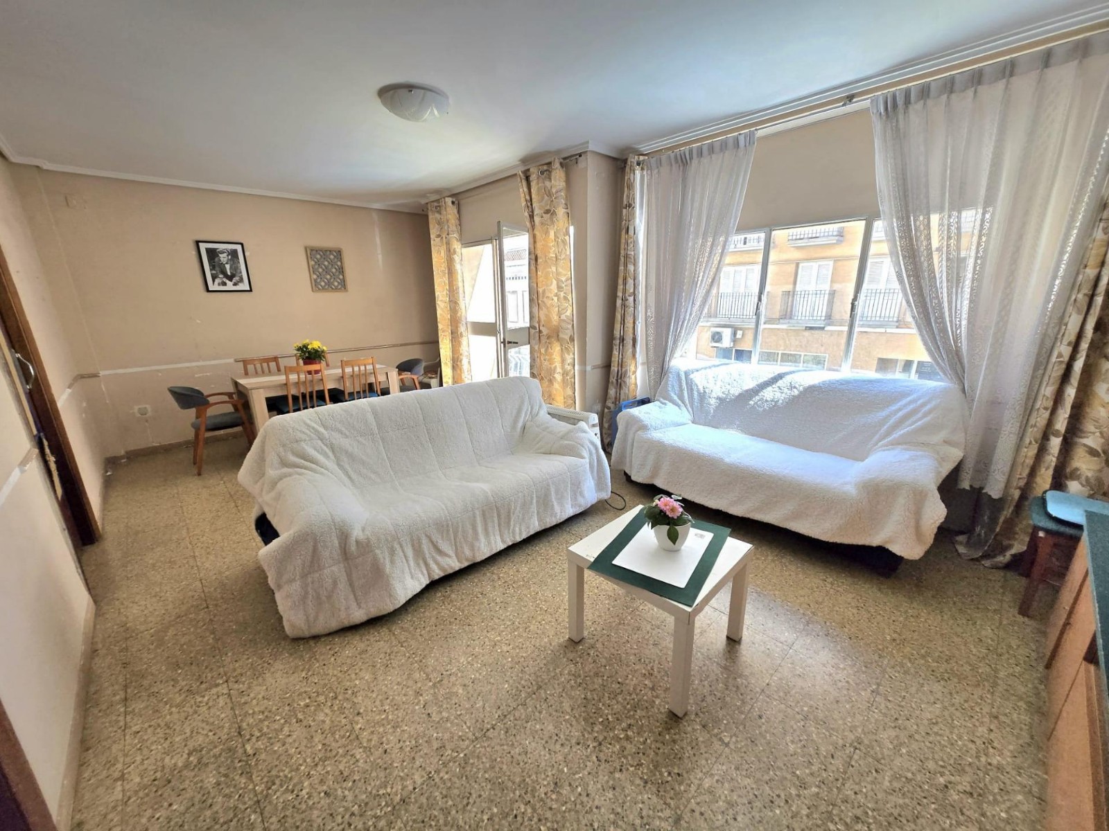 Apartment à Valencia, Espagne 4 chambres, 135 m2 No. 133429