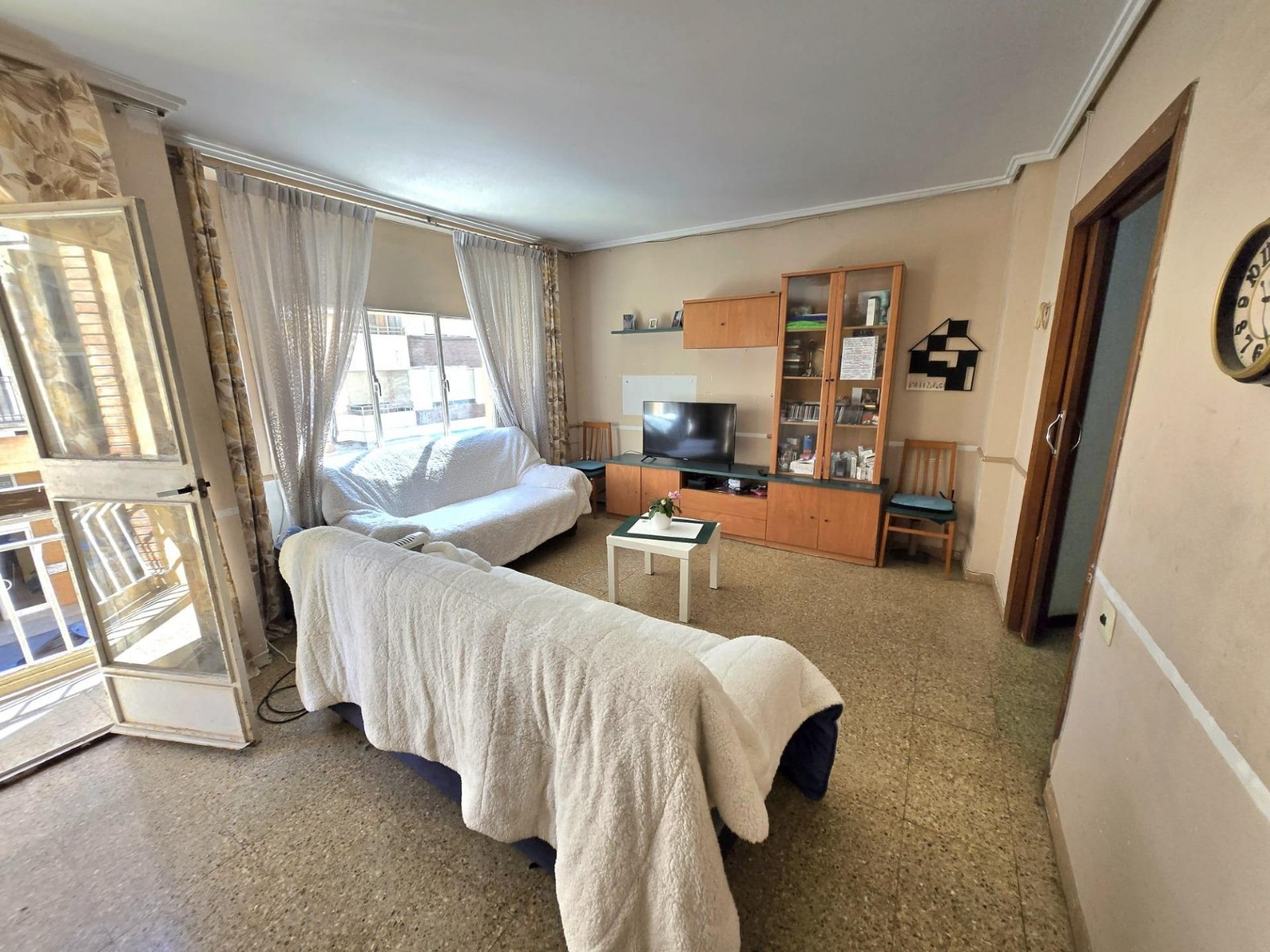 Apartment à Valencia, Espagne 4 chambres, 135 m2 No. 133429
