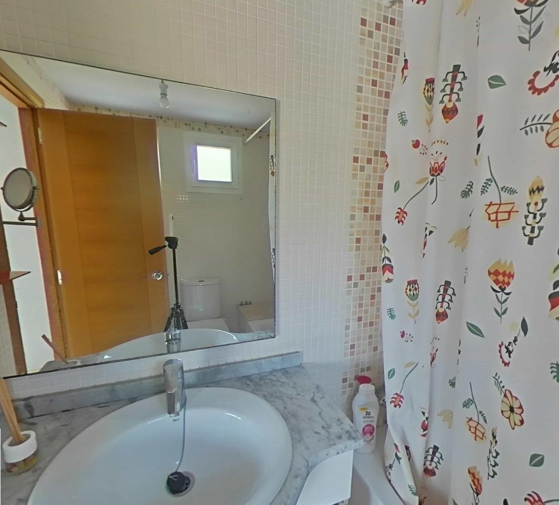 Dúplex en Valencia, València, España 5 dormitorios, 295 m2 No. 133426