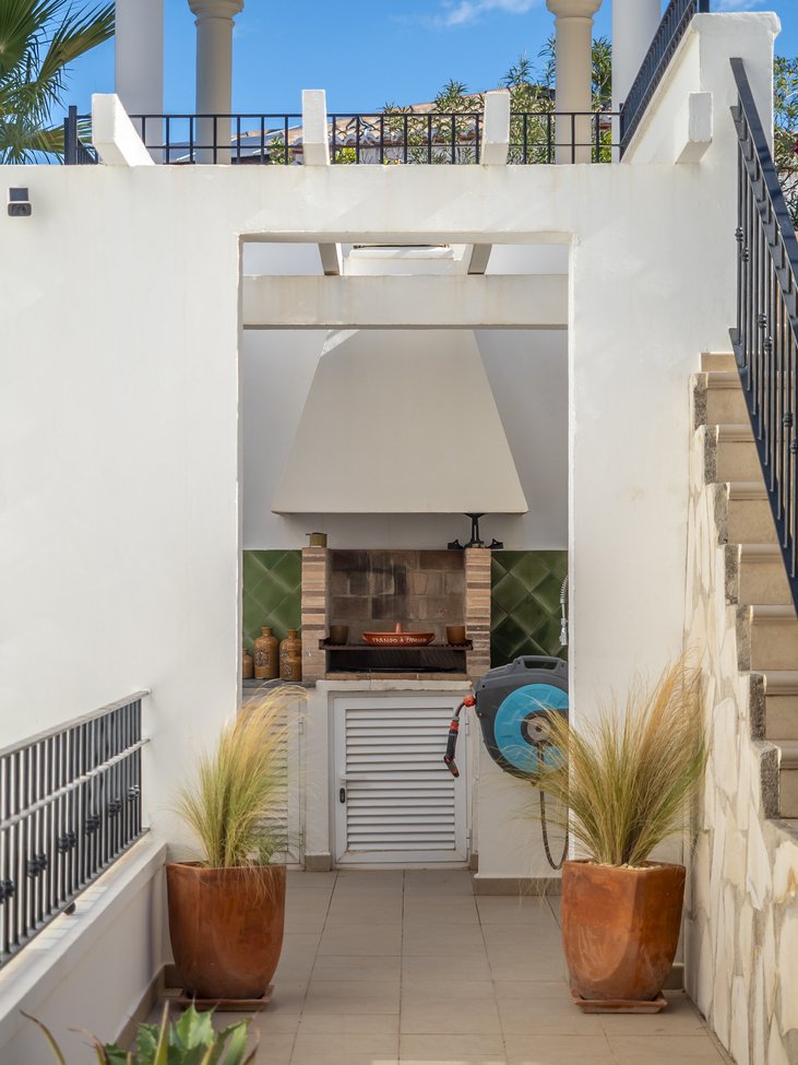 Villa a Javea, Alicante, Spagna 4 camere da letto, 332 mq. N° 179581
