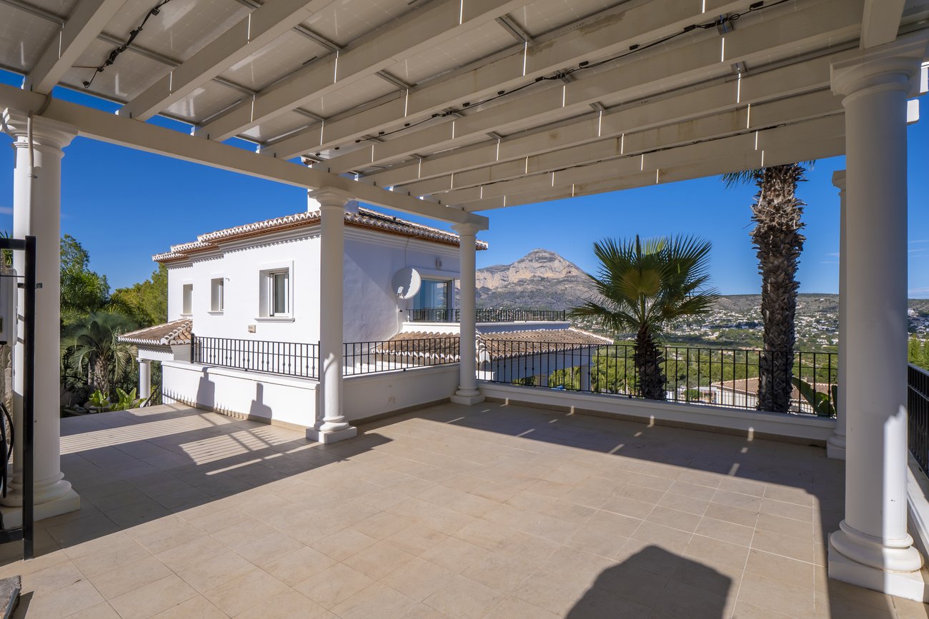 Villa a Javea, Alicante, Spagna 4 camere da letto, 332 mq. N° 179581