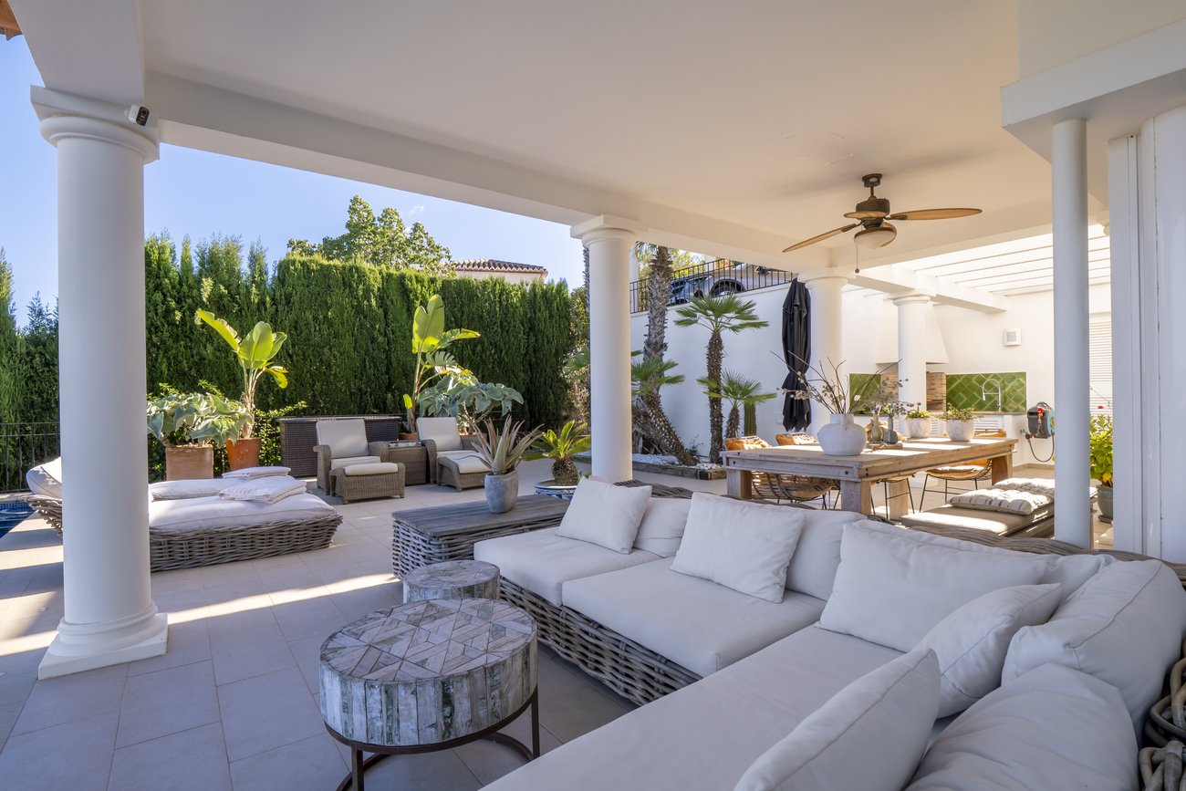 Villa a Javea, Alicante, Spagna 4 camere da letto, 332 mq. N° 179581