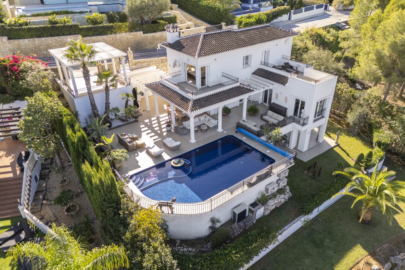 Villa a Javea, Alicante, Spagna 4 camere da letto, 332 mq. N° 179581