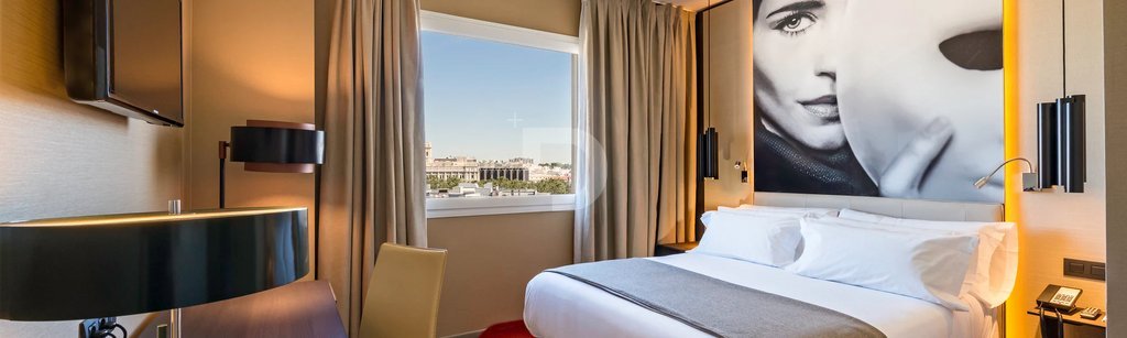 Hotel en Espagne 15000 m2 No. 151948