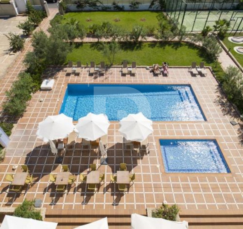Hotel in Spain 100000 sq.m. No. 151939