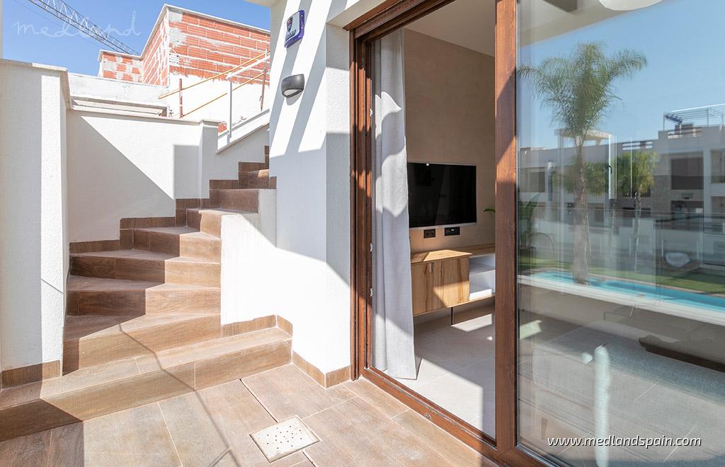 Dzīvoklis Los Balcones, Alicante, Spānijā 3 istabas, 70 m2 Nr. 132895