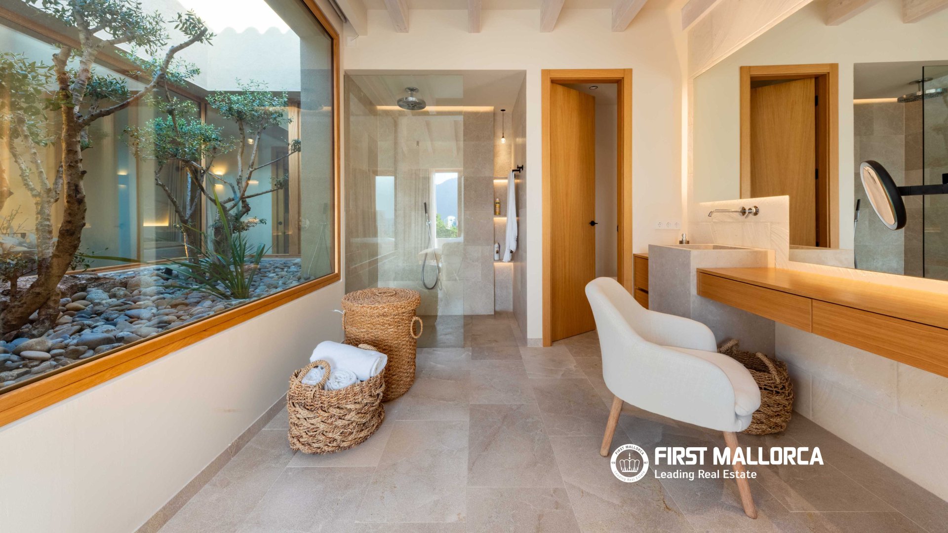 Townhouse in Campanet, Mallorca, Spain 4 bedrooms, 366 sq.m. No. 167261