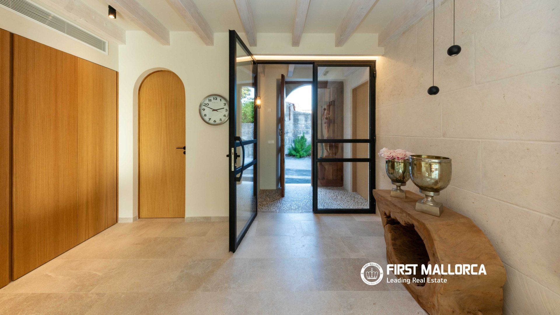 Townhouse in Campanet, Mallorca, Spain 4 bedrooms, 366 sq.m. No. 167261