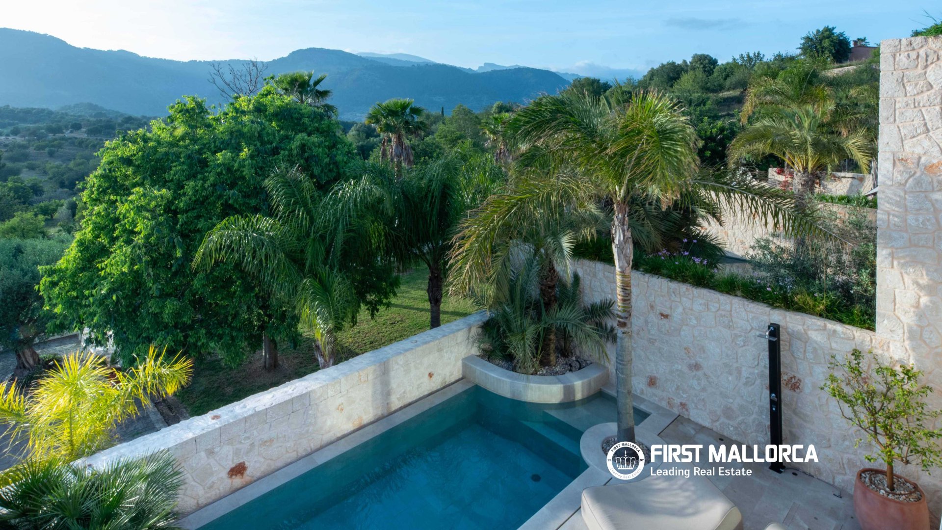 Townhouse in Campanet, Mallorca, Spain 4 bedrooms, 366 sq.m. No. 167261