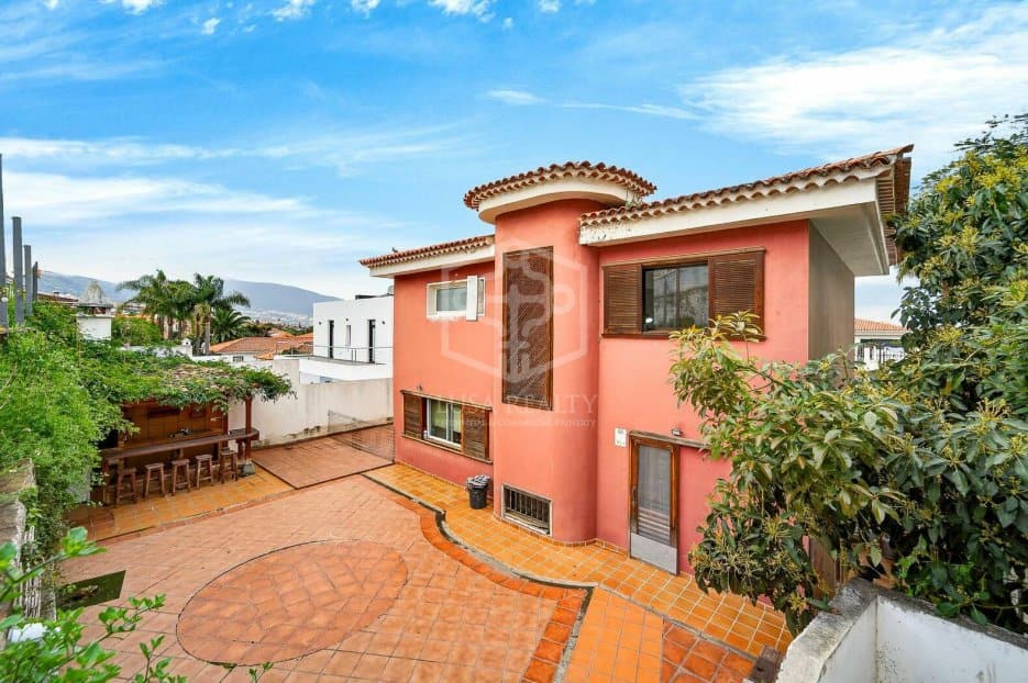 Huvila La Orotava, Tenerife, Espanja 3 makuuhuonetta, 253 m2 No. 167258