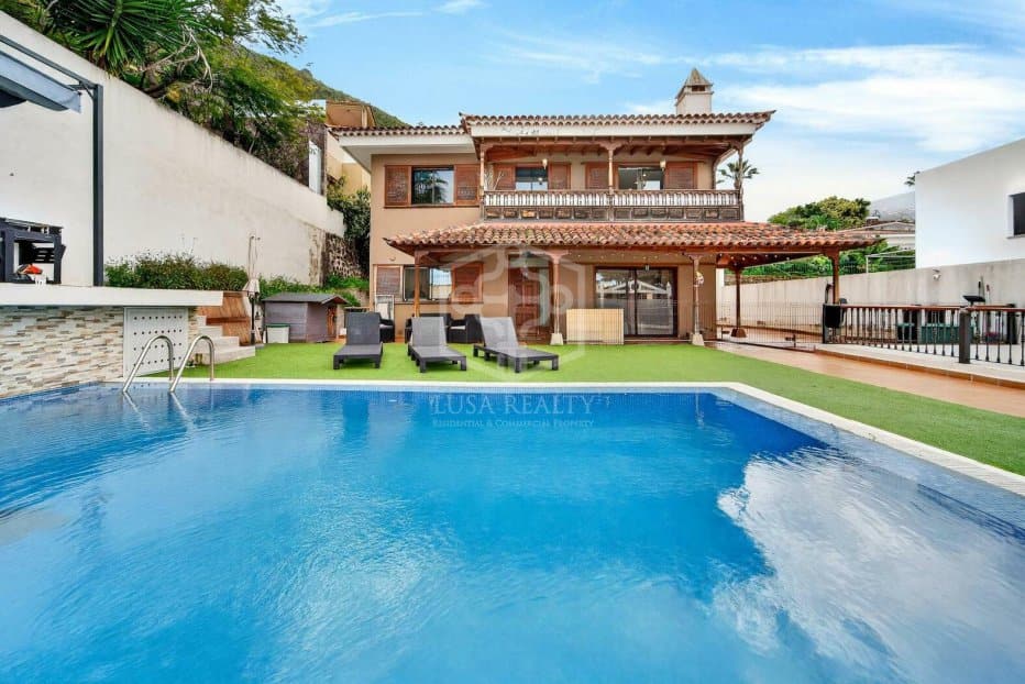 Huvila La Orotava, Tenerife, Espanja 3 makuuhuonetta, 253 m2 No. 167258