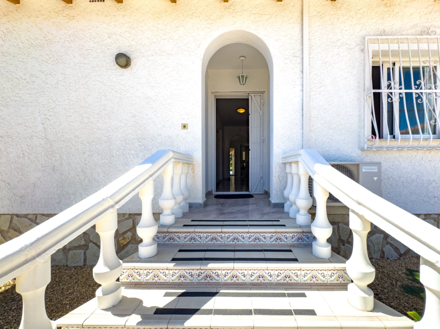 Huvila La Nucia, Alicante, Espanja 3 makuuhuonetta, 140 m2 No. 181067