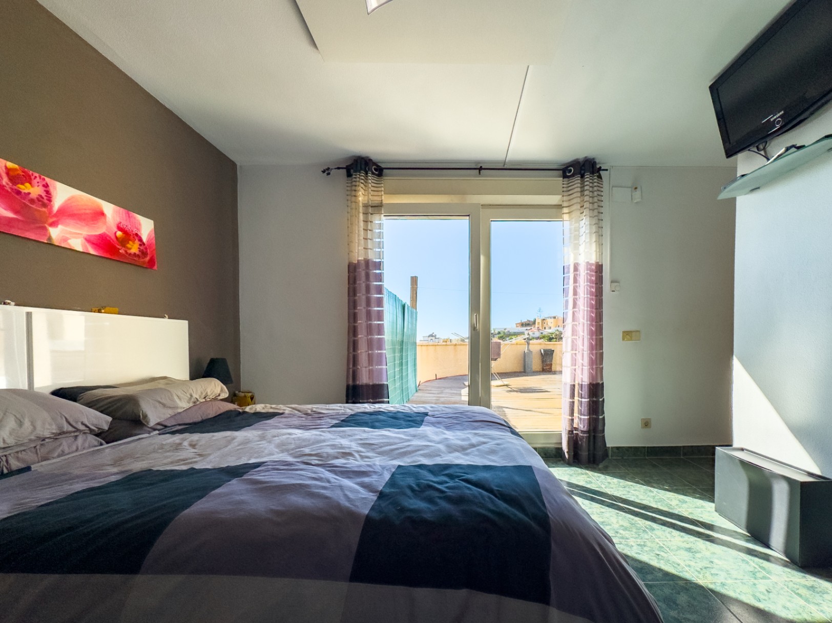 Villa i El Campello, Alicante, Spanien 3 sovrum, 256 kvm. Nr. 181066