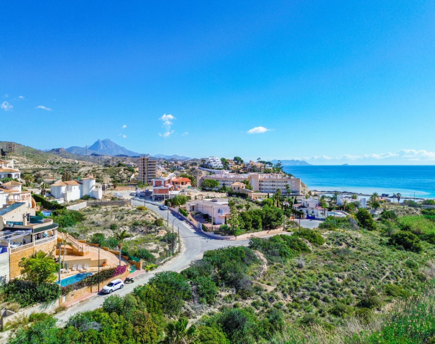 Villa i El Campello, Alicante, Spanien 3 sovrum, 256 kvm. Nr. 181066