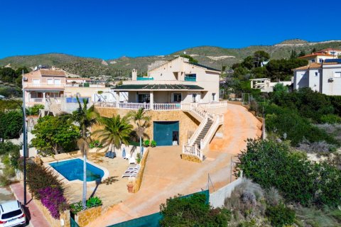 Huvila El Campello, Alicante, Espanja 3 makuuhuonetta, 256 m2 No. 181066