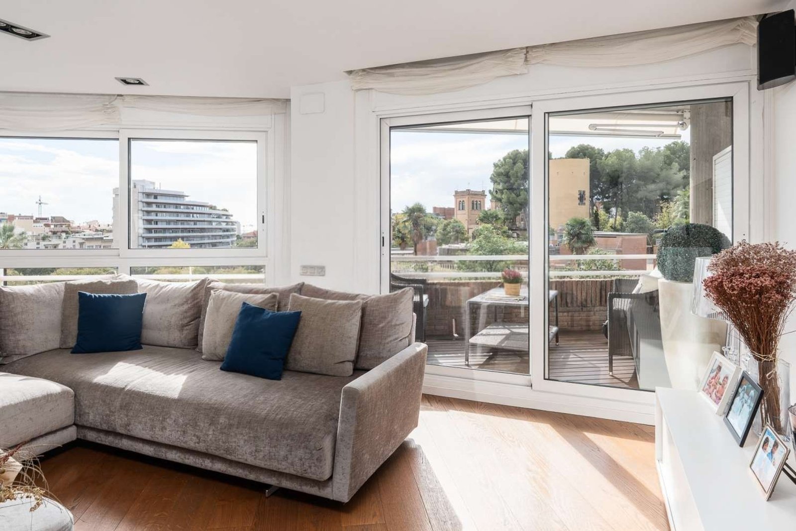 Dzīvoklis Barcelona, Spānijā 5 istabas, 260 m2 Nr. 154591