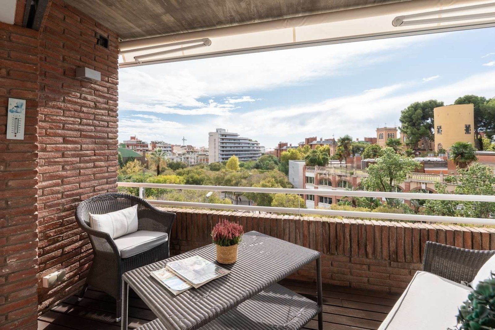 Dzīvoklis Barcelona, Spānijā 5 istabas, 260 m2 Nr. 154591