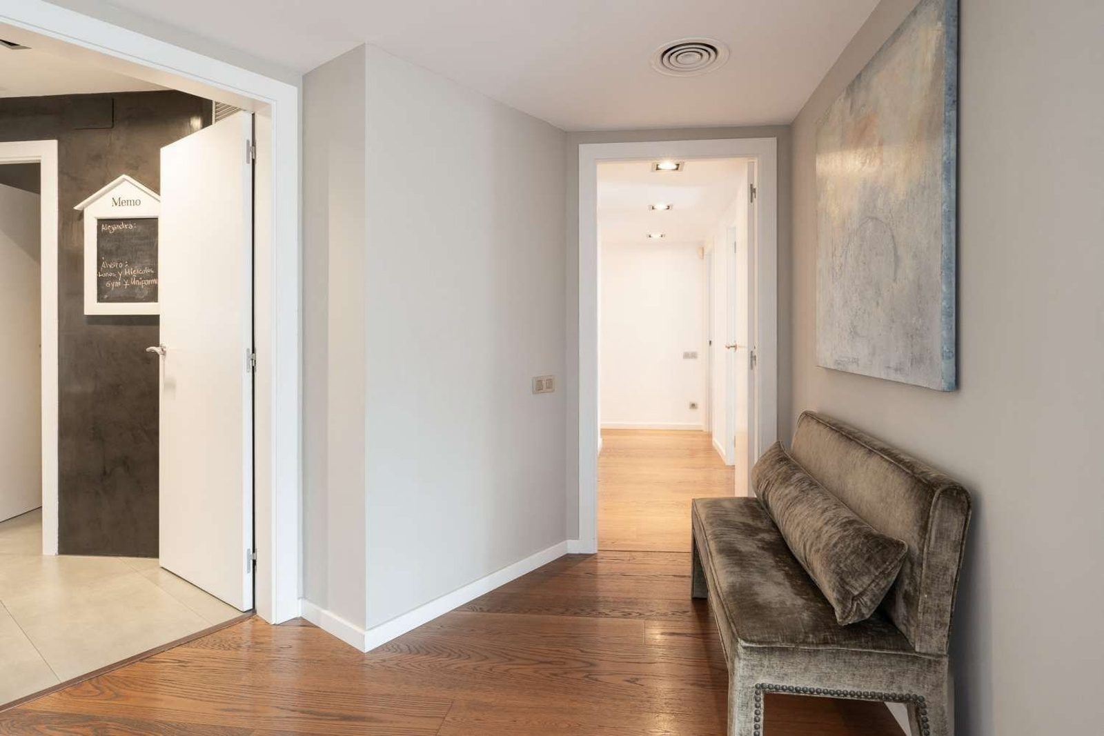 Dzīvoklis Barcelona, Spānijā 5 istabas, 260 m2 Nr. 154591