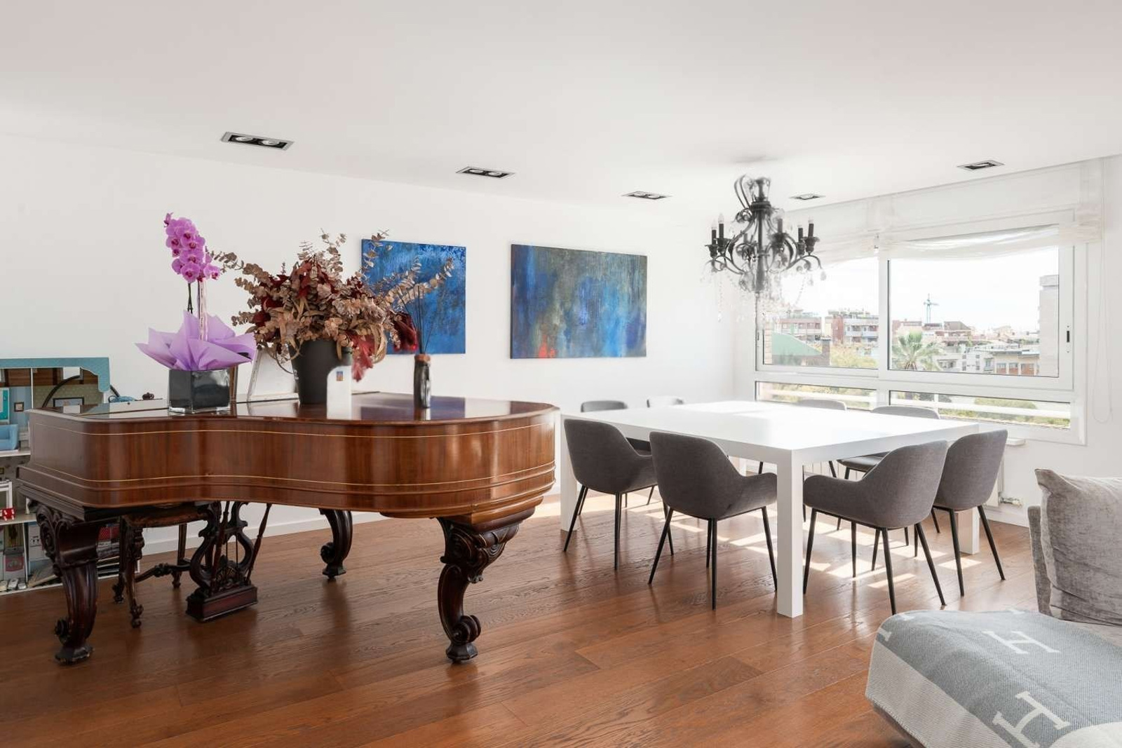 Dzīvoklis Barcelona, Spānijā 5 istabas, 260 m2 Nr. 154591