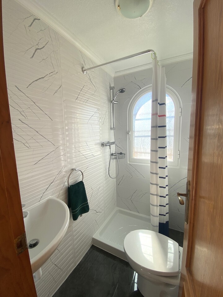Villa à La Zenia, Alicante, Espagne 5 chambres, 178 m2 No. 195247