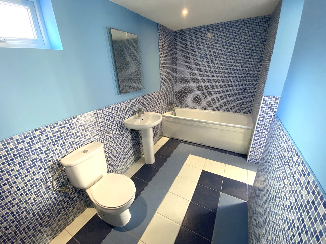 Villa à La Zenia, Alicante, Espagne 5 chambres, 178 m2 No. 195247