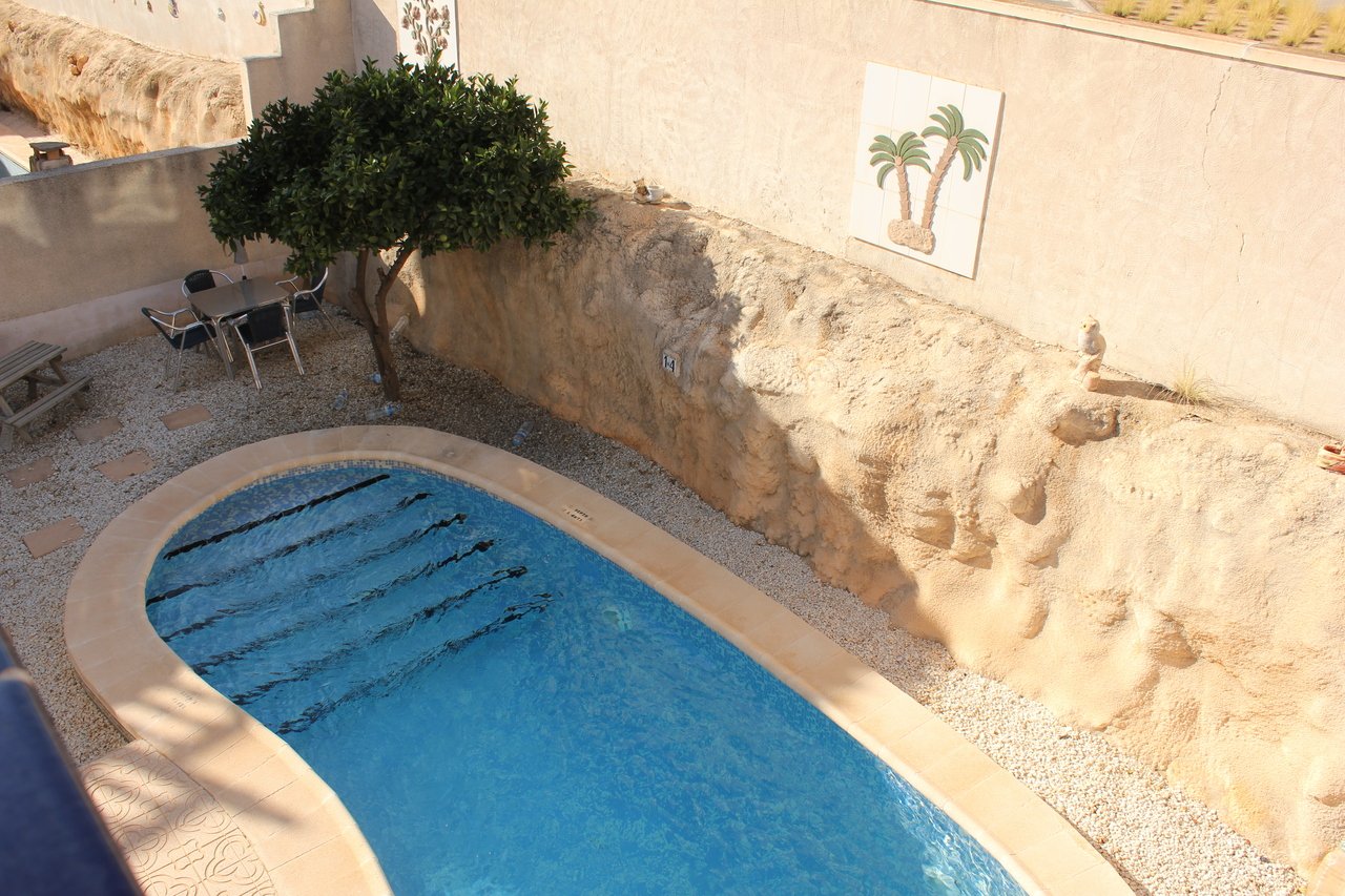 Villa à La Zenia, Alicante, Espagne 5 chambres, 178 m2 No. 195247