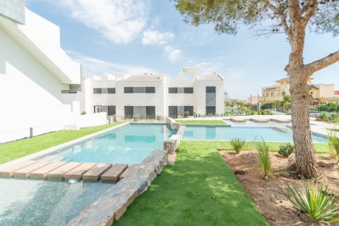 Bungalow w Torrevieja, Alicante, Hiszpania 3 sypialnie, 82 mkw. nr 182051