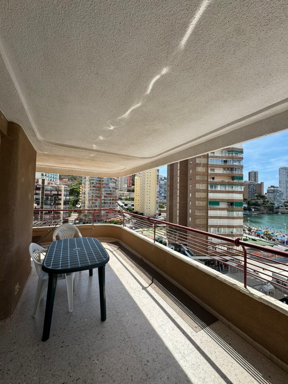 Appartamento a Benidorm, Alicante, Spagna 2 camere da letto, 129 mq. N° 165721