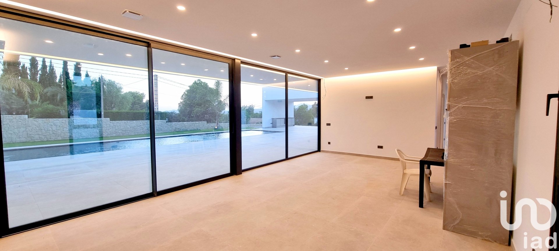 Māja Busot, Alicante, Spānijā 3 istabas, 239.65 m2 Nr. 153210