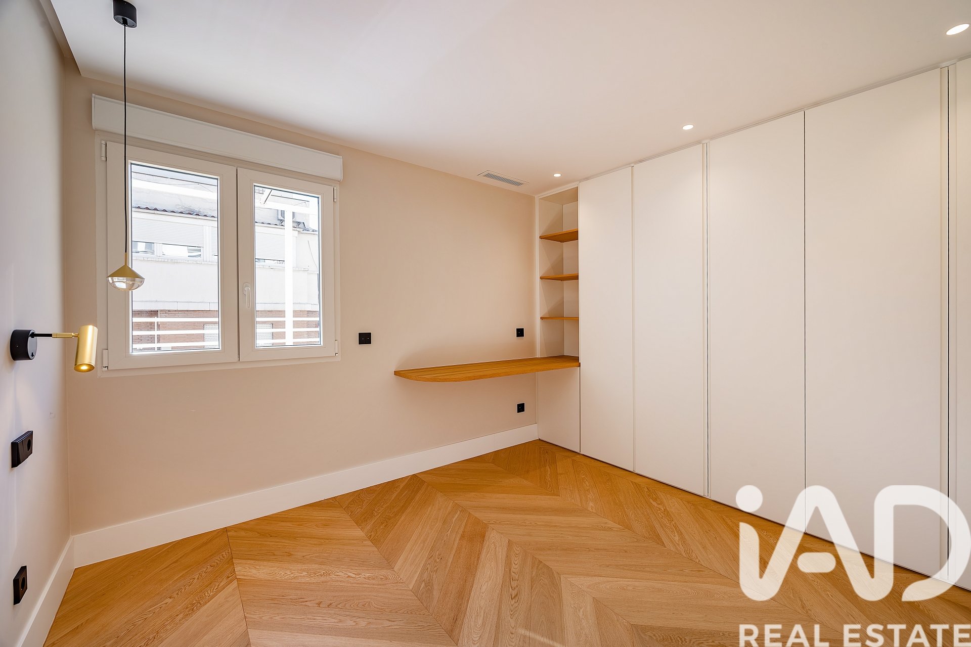 Huoneisto Madrid, Espanja 2 makuuhuonetta, 117 m2 No. 188311