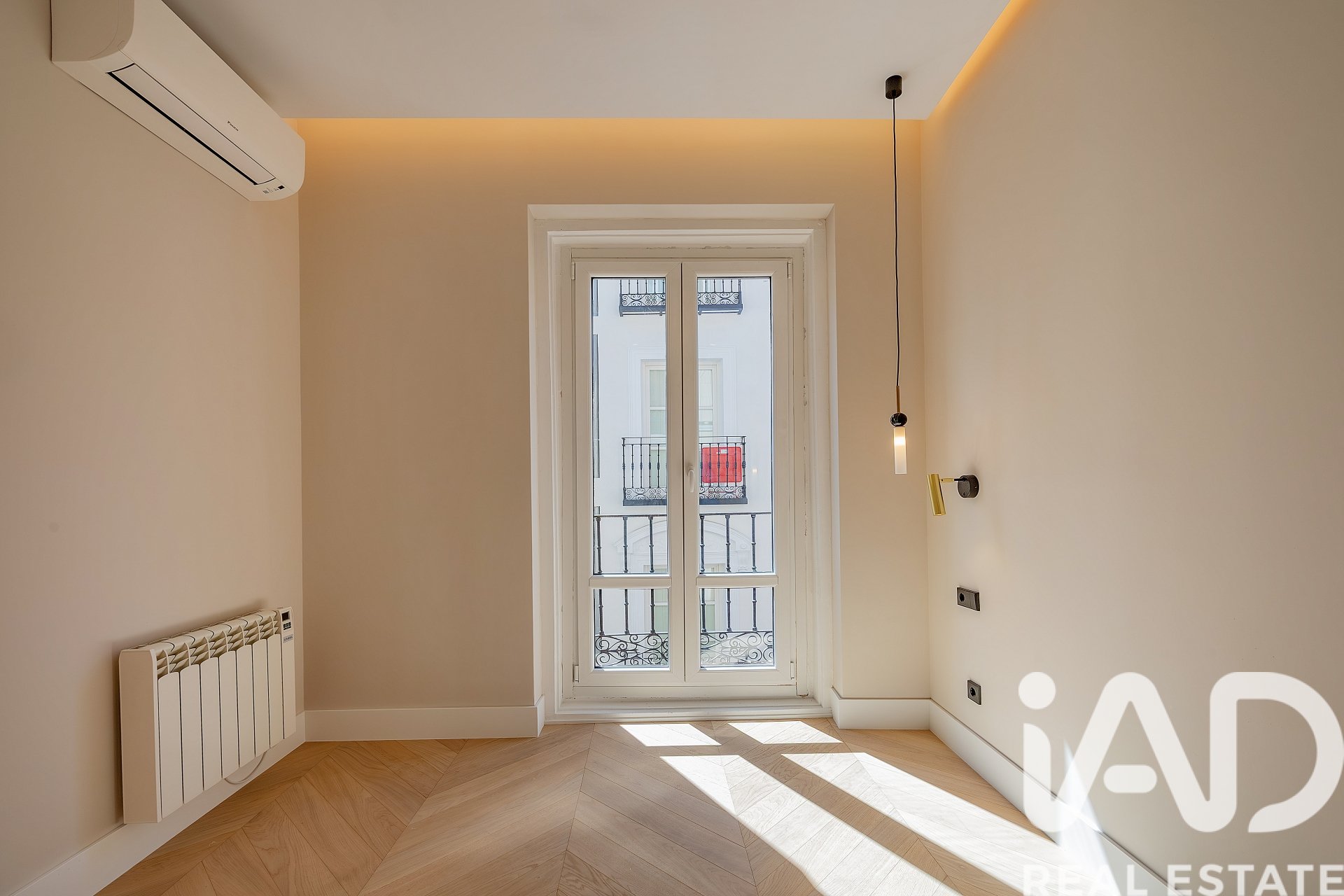 Huoneisto Madrid, Espanja 1 makuuhuone, 54 m2 No. 188316