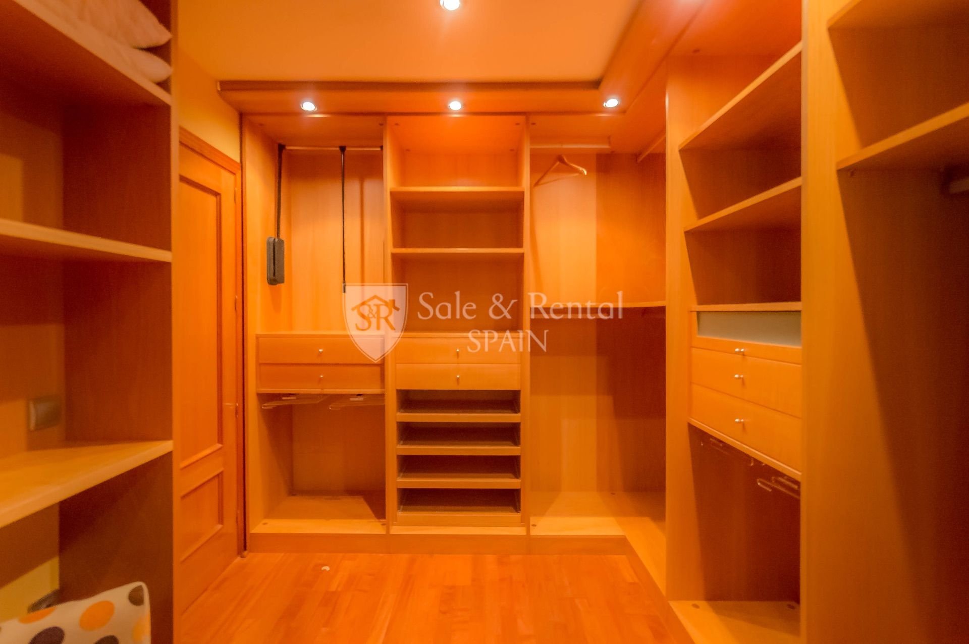 Dom w Lloret de Mar, Girona, Hiszpania 5 sypialni, 247 mkw. nr 166437