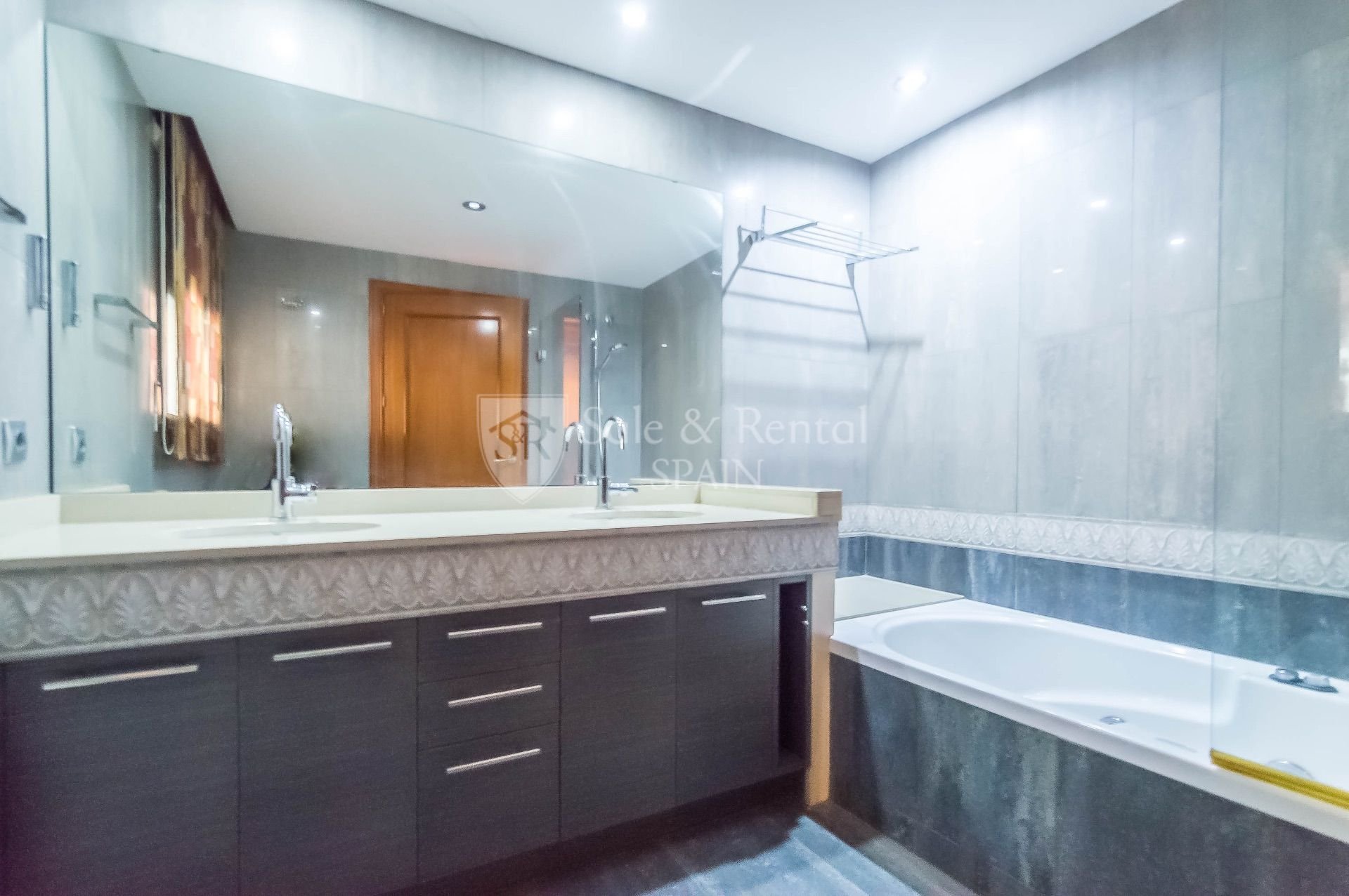 Dom w Lloret de Mar, Girona, Hiszpania 5 sypialni, 247 mkw. nr 166437