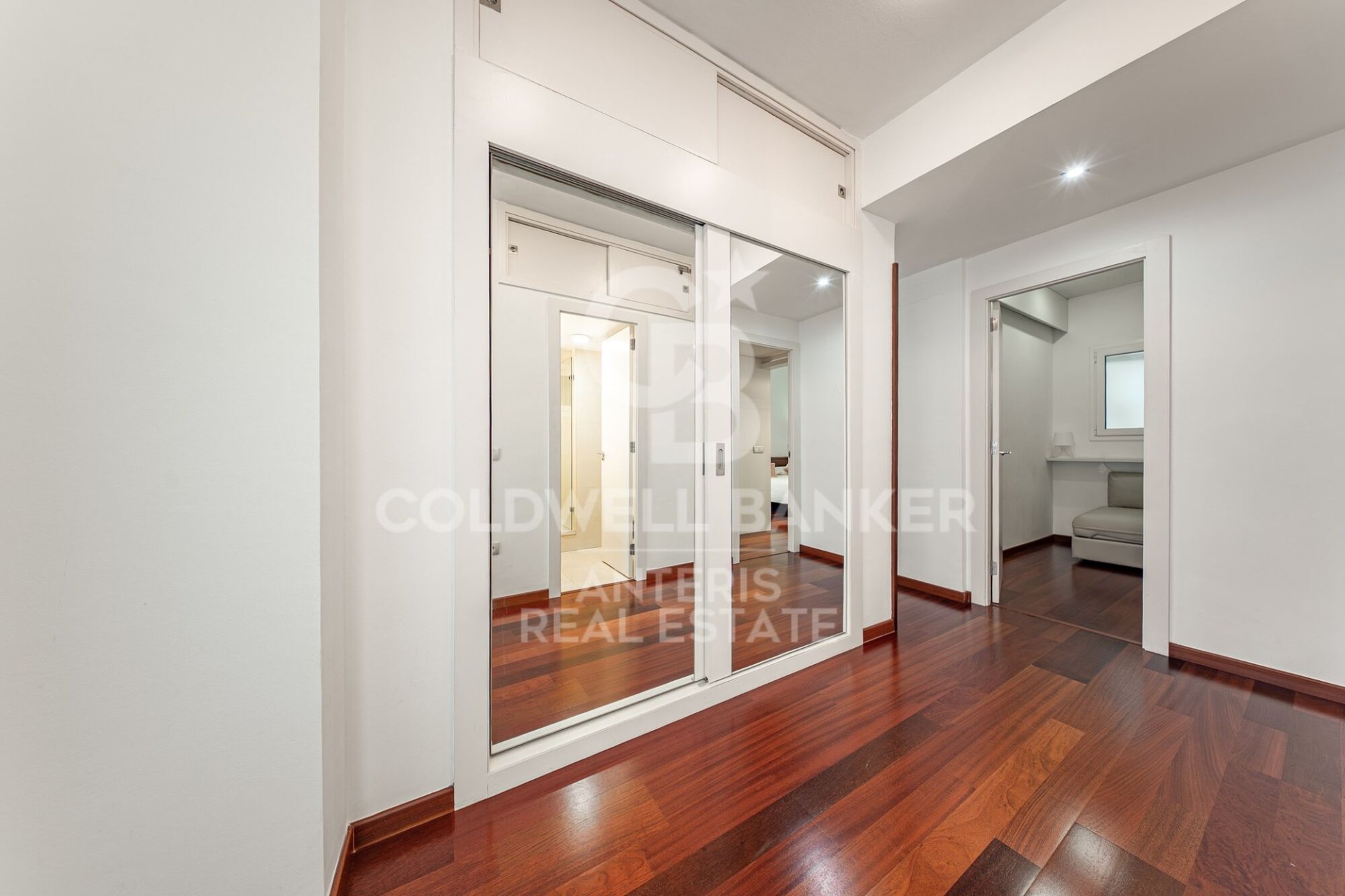 Wohnung in Barcelona, Spanien 2 Schlafzimmer, 121 m2 Nr. 178702