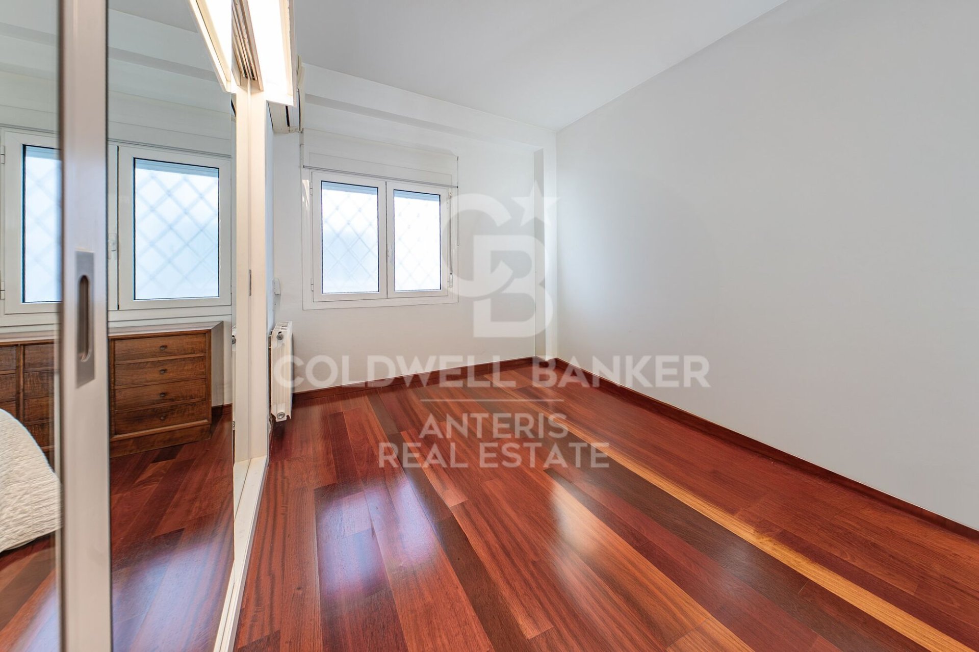 Wohnung in Barcelona, Spanien 2 Schlafzimmer, 121 m2 Nr. 178702