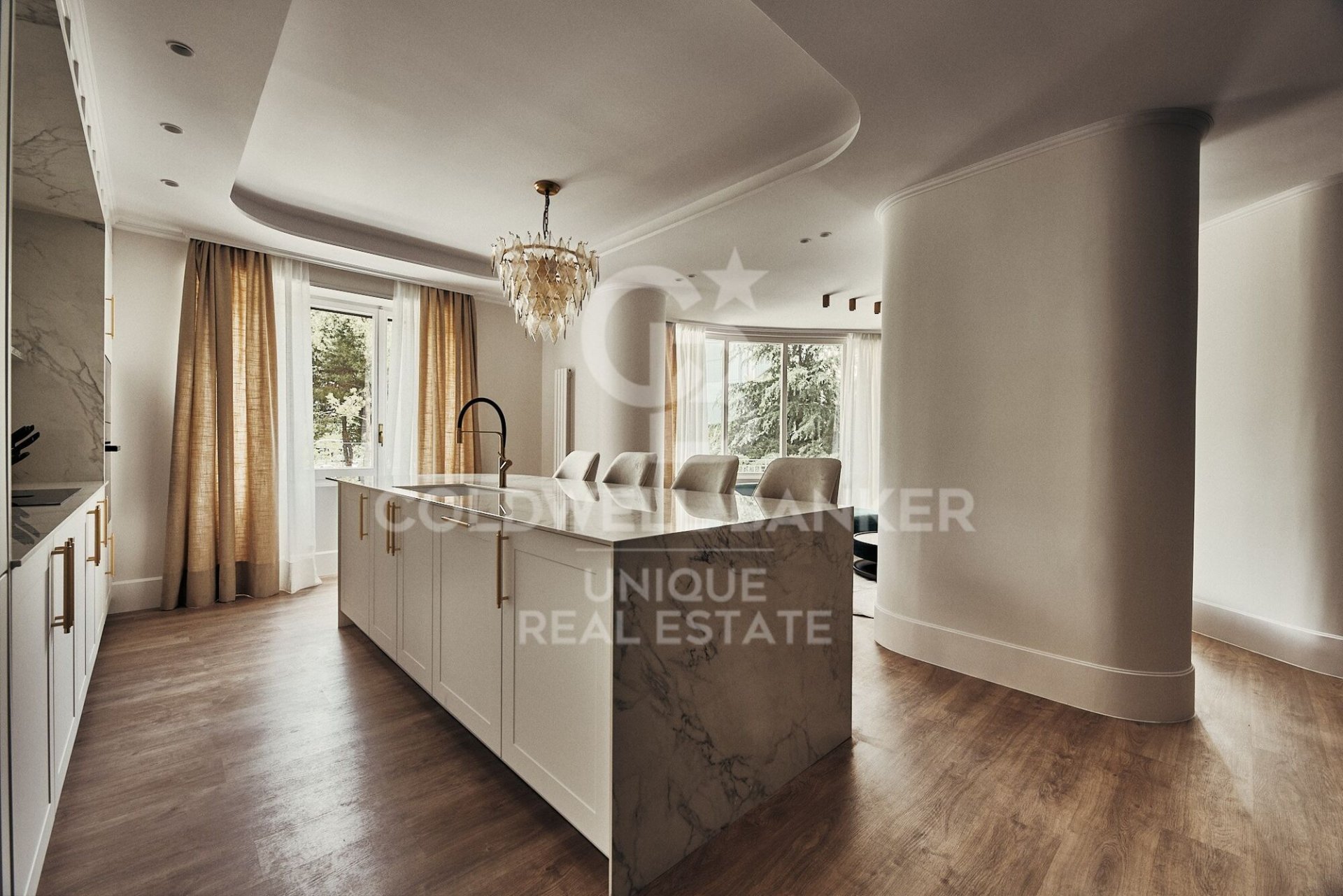 Apartment à Madrid, Espagne 5 chambres, 315 m2 No. 178697