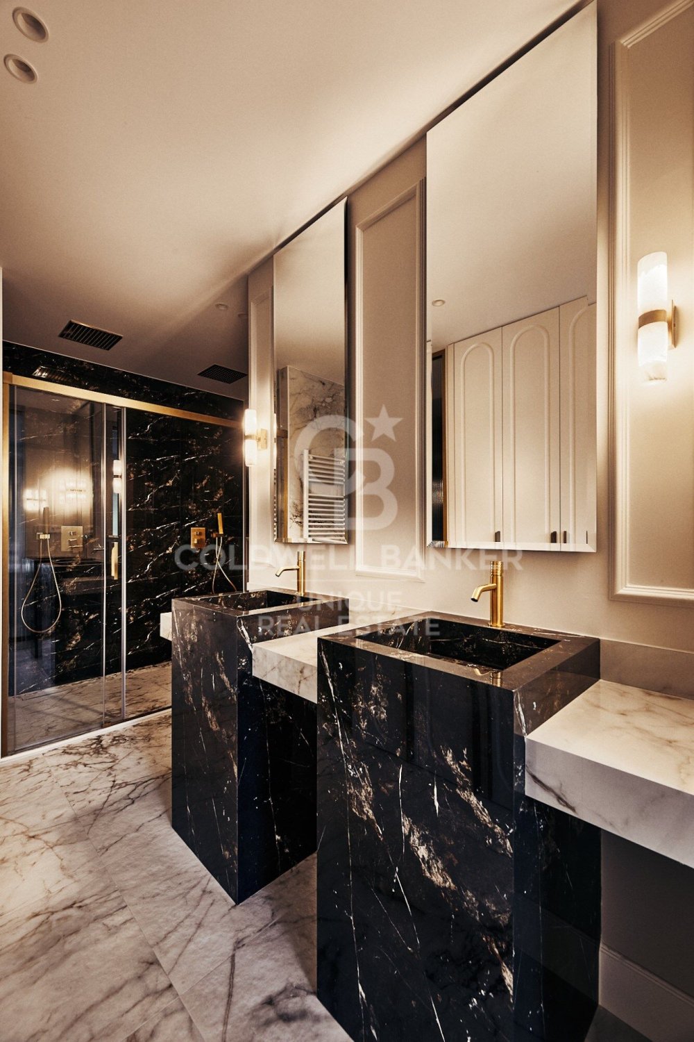 Apartment à Madrid, Espagne 5 chambres, 315 m2 No. 178697
