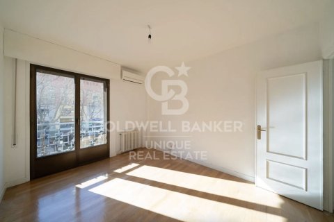 Dzīvoklis Madrid, Spānijā 4 istabas, 192 m2 Nr. 178698