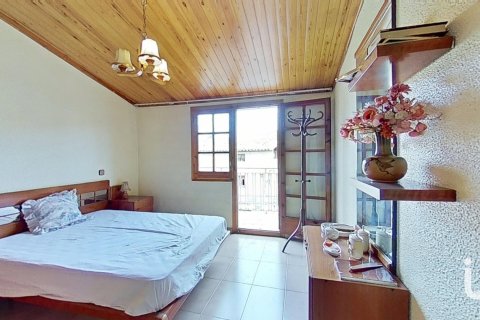 House à Lleida, Espagne 7 chambres, 447 m2 No. 185980