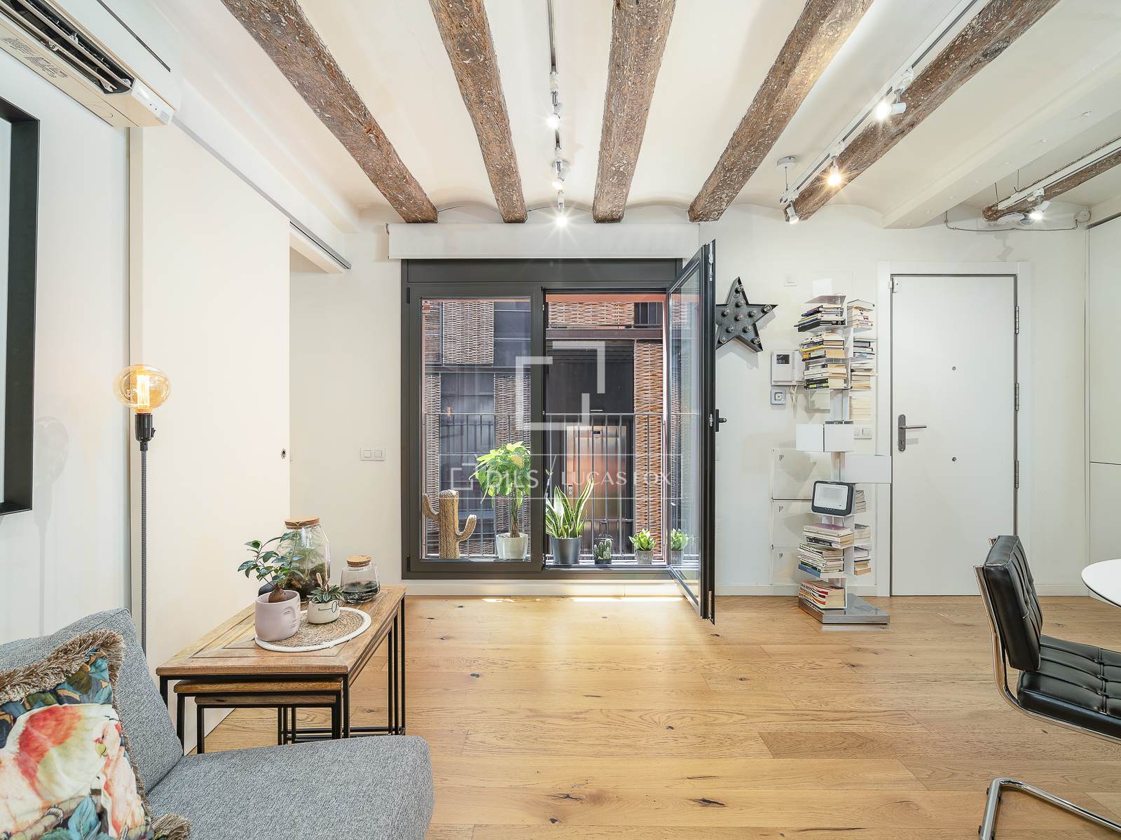 Apartment in Barcelona, Spain 1 bedroom, 47 sq.m. No. 192569