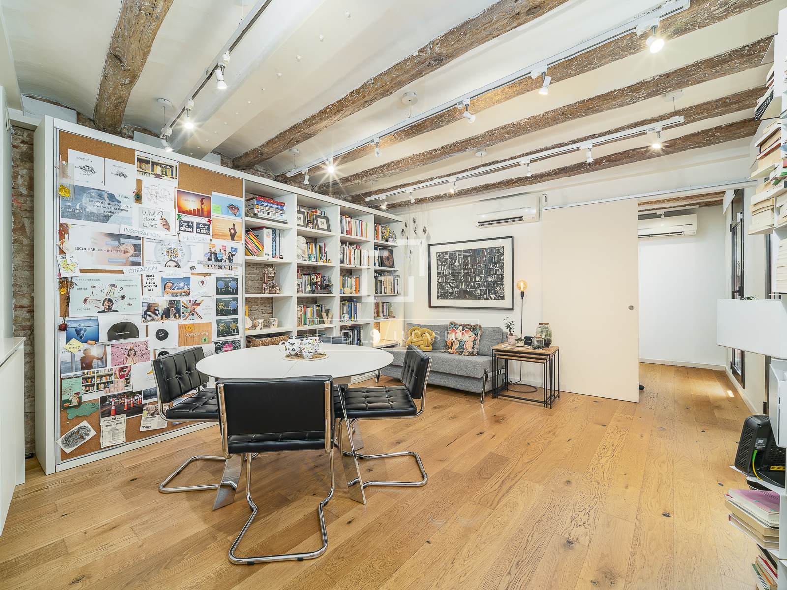 Apartment in Barcelona, Spain 1 bedroom, 47 sq.m. No. 192569