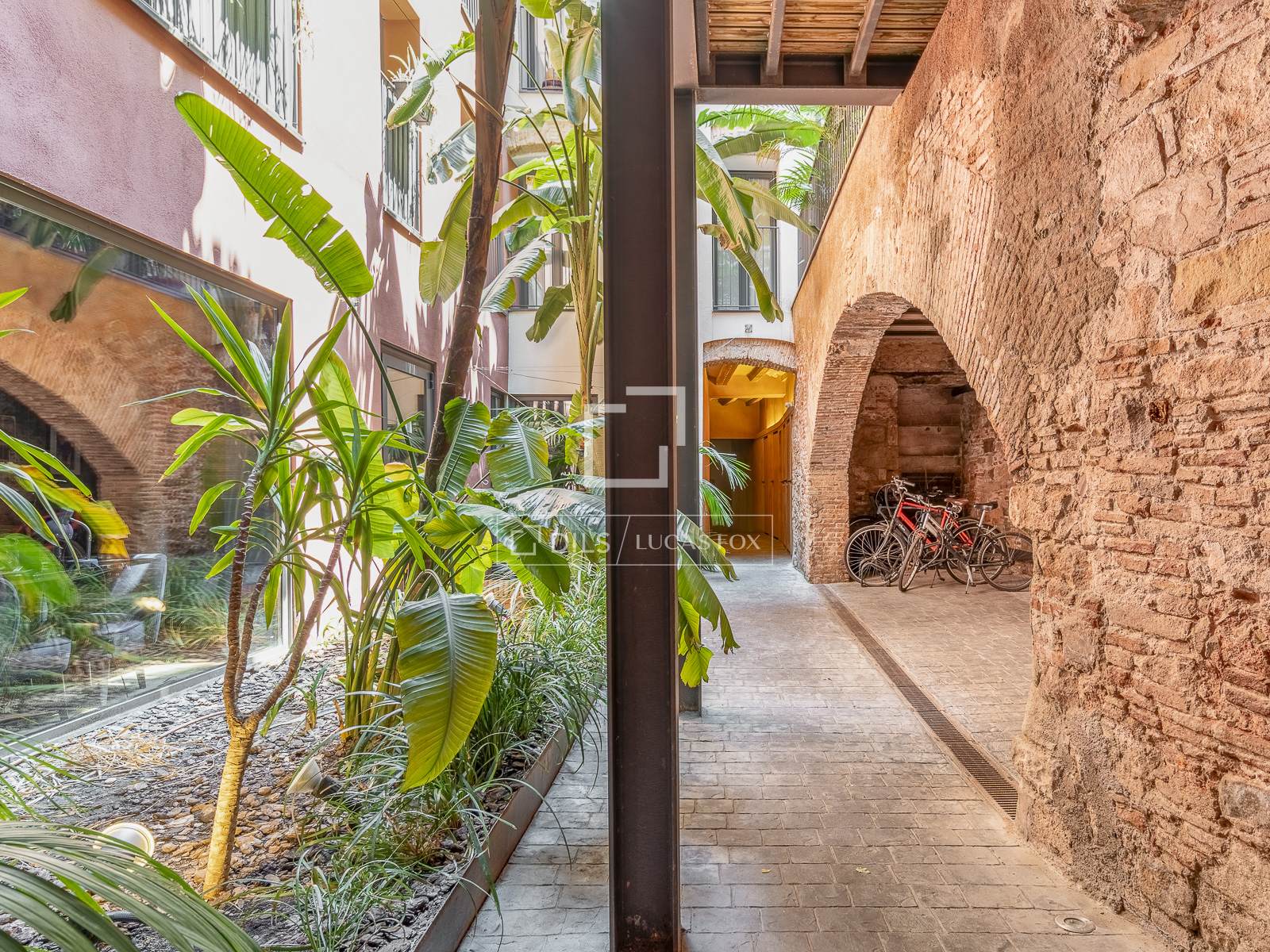 Apartment in Barcelona, Spain 1 bedroom, 47 sq.m. No. 192569