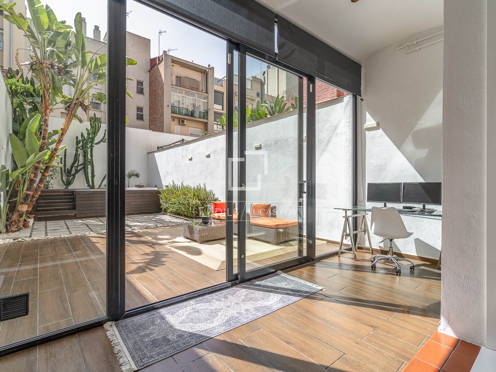 Apartment in Barcelona, Spain 2 bedrooms, 112 sq.m. No. 192567