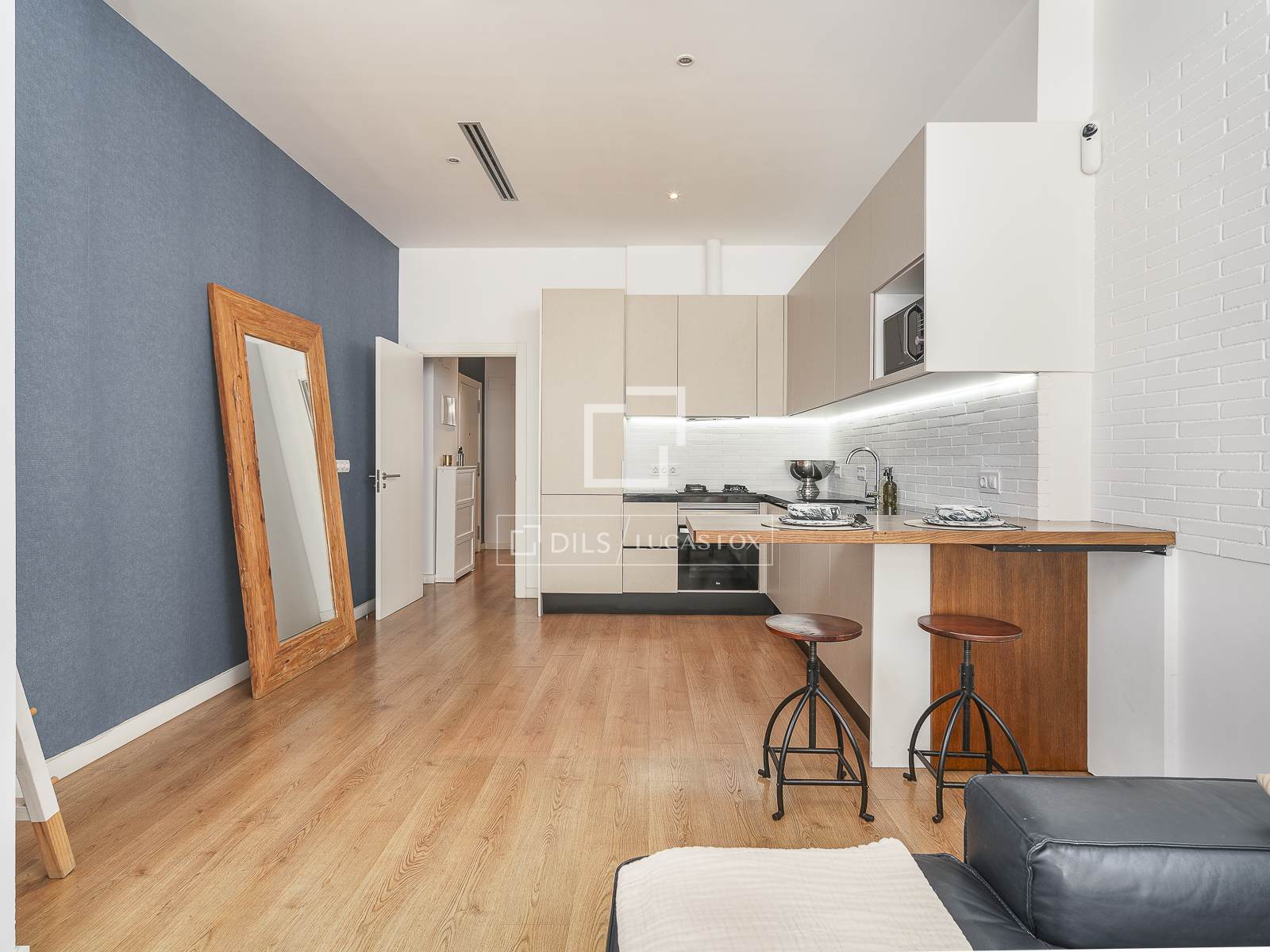 Apartment in Barcelona, Spain 2 bedrooms, 112 sq.m. No. 192567